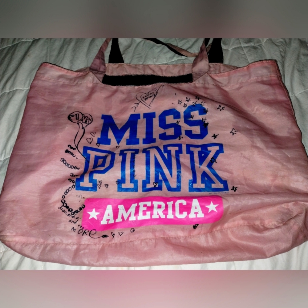Pink by Victoria Secret miss pink 🩷 America tote